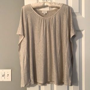 Flowing tunic top